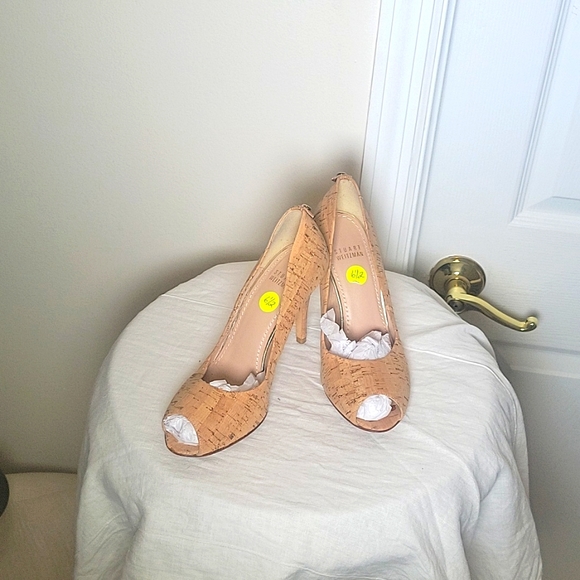 Stuart Weitzman tan cork heels size 6.5 - Picture 1 of 8